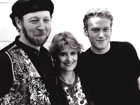 The group Thompson includes folk musicians Richard and Linda Thompson and their son Teddy, along with other members of their extended family.